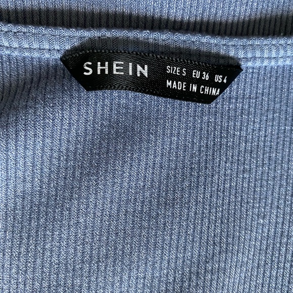 Dusty blue scoop neck crop button up - Picture 3 of 3